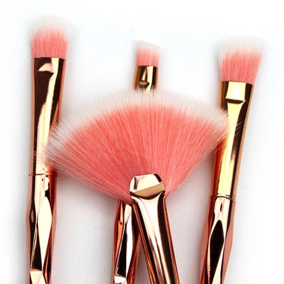 4 Piece New Gold Glam Makeup Brush Set - Picture 2 of 7